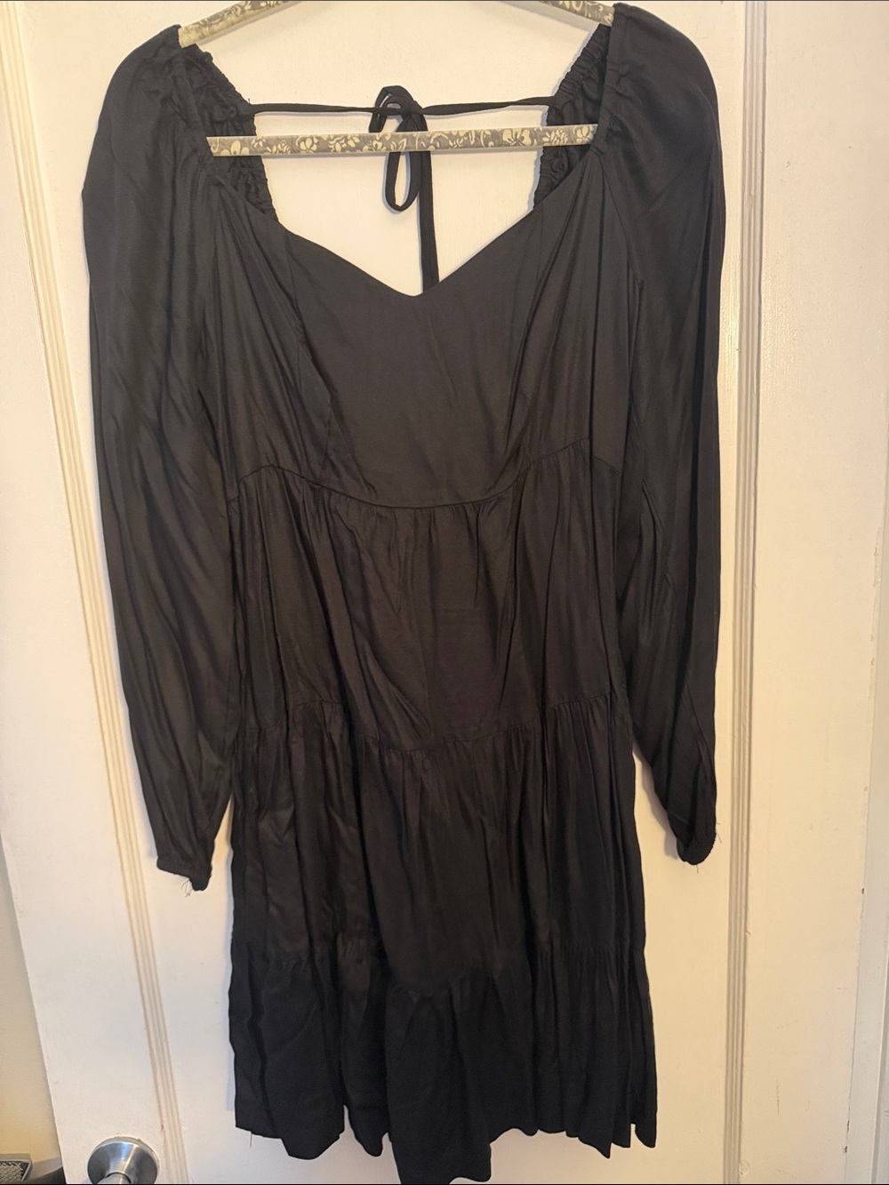 Black Long-Sleeve Tiered Midi Dress with Square Neck